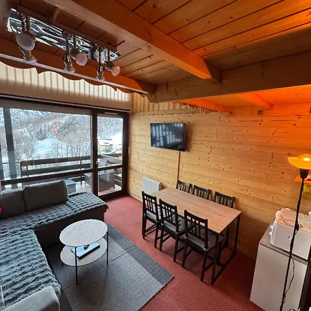 Apartament Plein Sud Cosy 6 Personnes Tres Bien Equipe ,vue Splendide, Terrasse, Spacieux,bien Situe, Randonnees,ski Saint-Sorlin-dʼArves