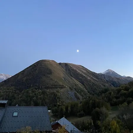 Cosy Plein Sud: Vue Splendide Et Terrasse Spacieuse *