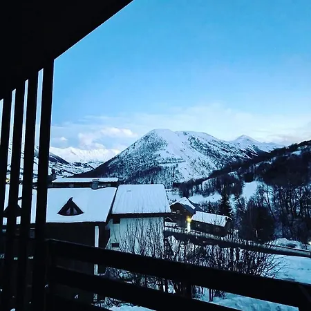 Cosy Plein Sud: Vue Splendide Et Terrasse Spacieuse Saint-Sorlin-d'Arves